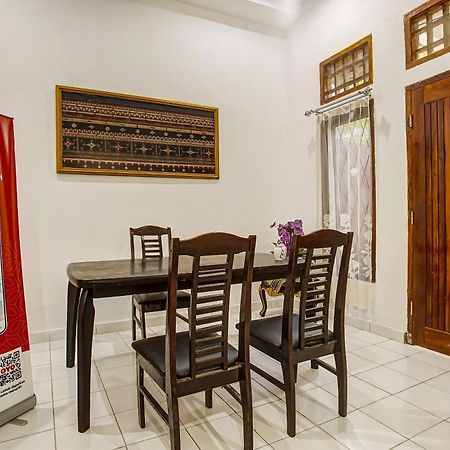 Super Oyo 91055 Homestay Syariah Bandar Lampung Exterior photo